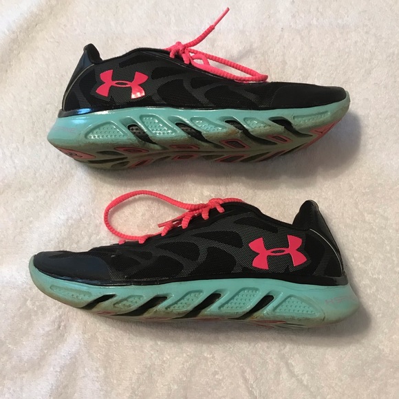 size 8 under armour shoes